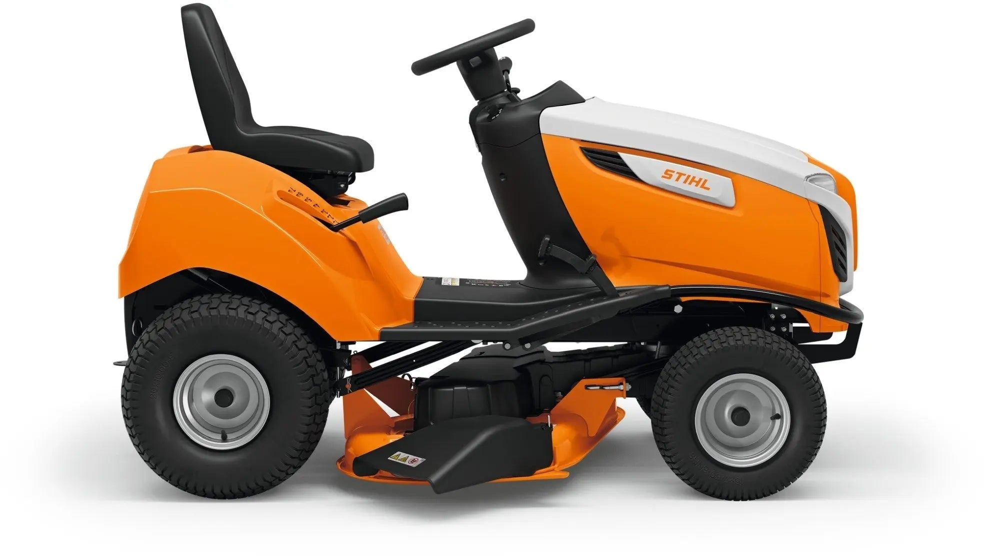 STIHL RT 4112 SZ Aufsitzmäher – Leistungsstarker Rasentraktor mit Seitenauswurf für große Flächen