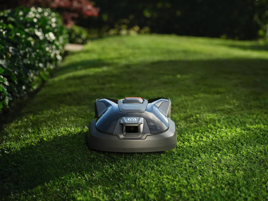 Husqvarna Automower® 308V Mähroboter – Zuverlässige und intelligente Rasenpflege