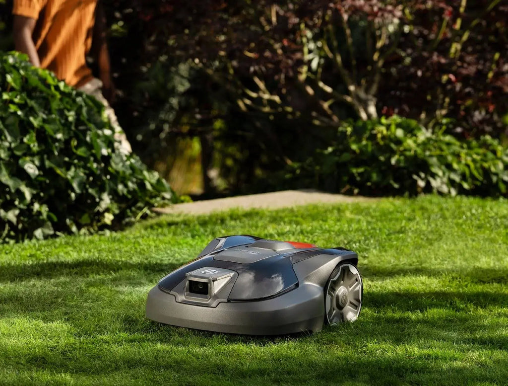 Husqvarna Automower® 308V Mähroboter – Zuverlässige und intelligente Rasenpflege