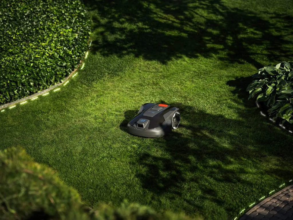 Husqvarna Automower® 308V Mähroboter – Zuverlässige und intelligente Rasenpflege