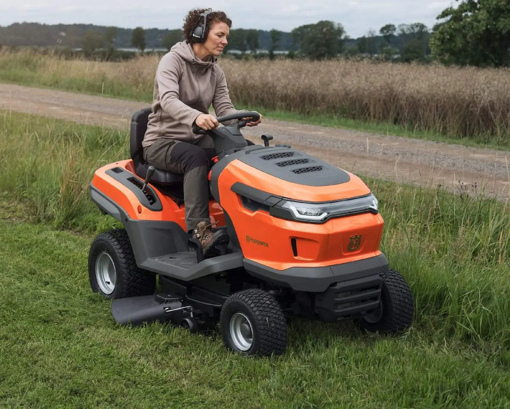 Husqvarna TS 215T Rasentraktor – leistungsstarker Aufsitzmäher