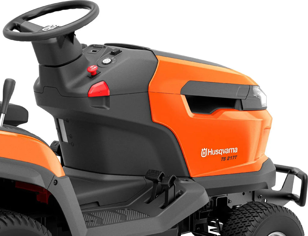 Husqvarna Rasentraktor TS 217T – Komfortabler Aufsitzmäher für große Rasenflächen
