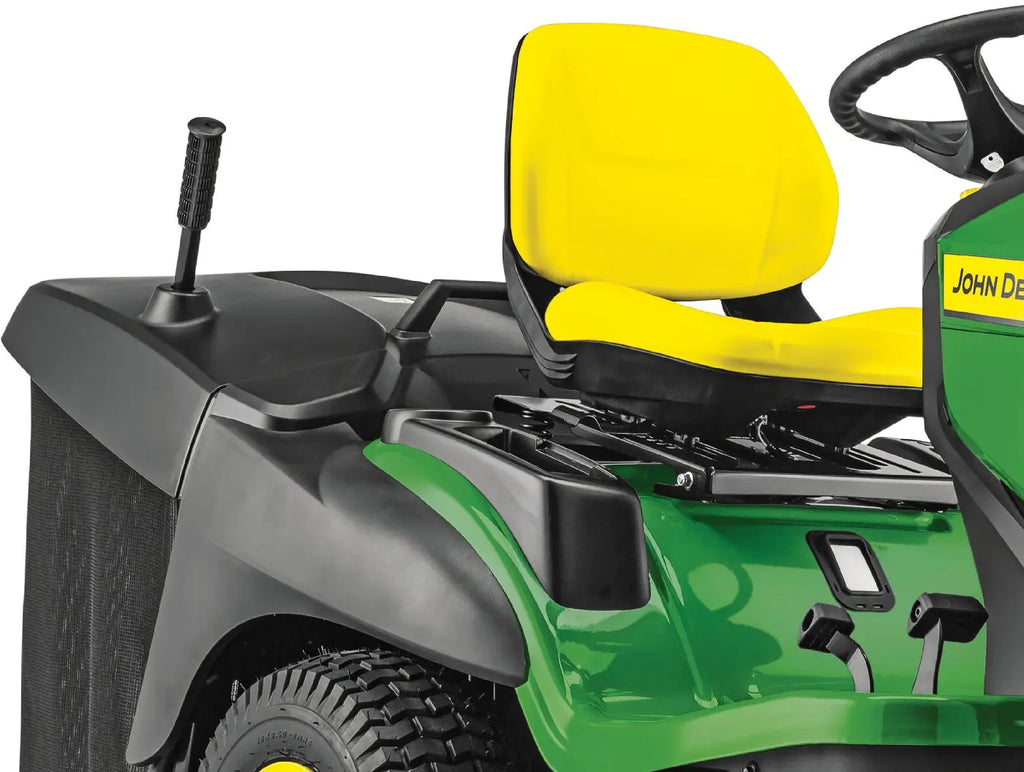 John Deere X167R Aufsitzrasenmäher mit 300-Liter-Fangkorb und Hydrostat-Antrieb