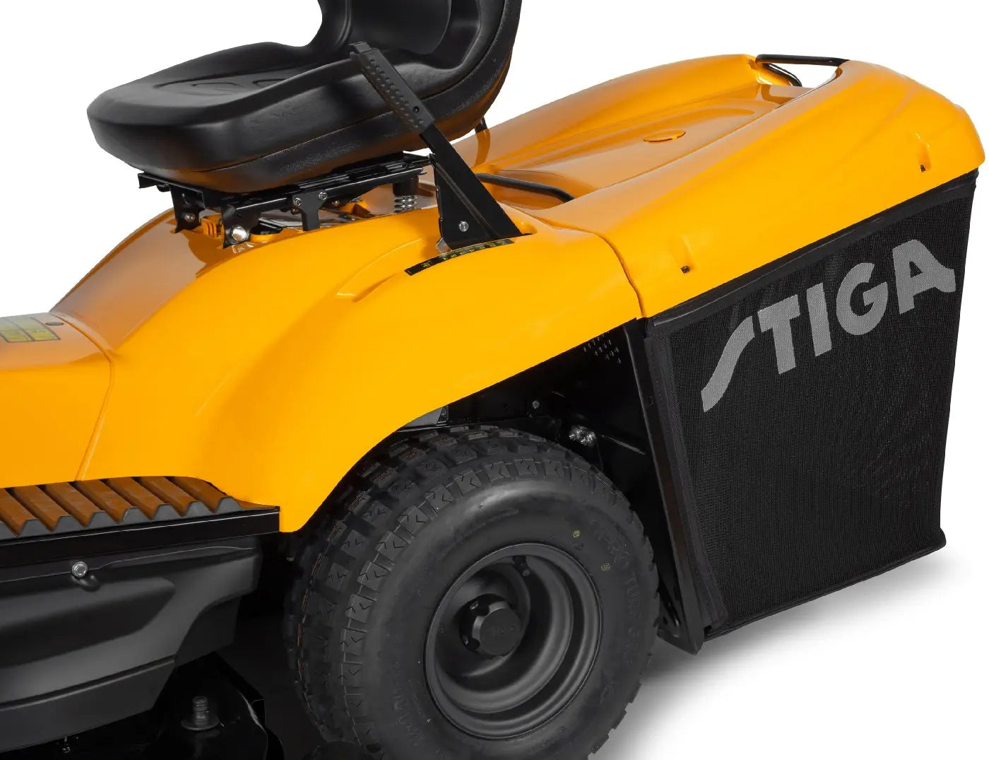 STIGA Estate 7122 W Rasentraktor mit 122 cm Mähdeck & Hydrostatantrieb