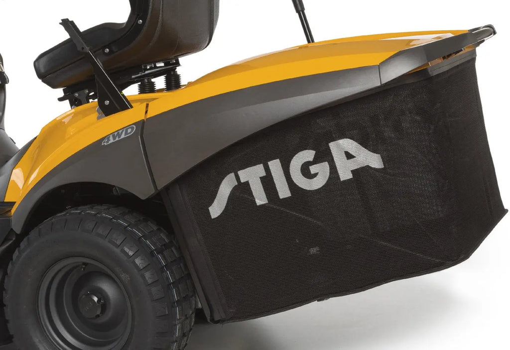 STIGA Estate 9102 WX Allrad-Rasentraktor inklusive Mulchkit, Anhängerkupplung und Batterieladegerät