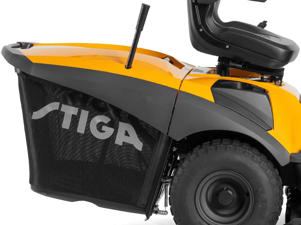 STIGA Estate 9102 W Rasentraktor mit Mulchkit, Anhängerkupplung & Ladegerät