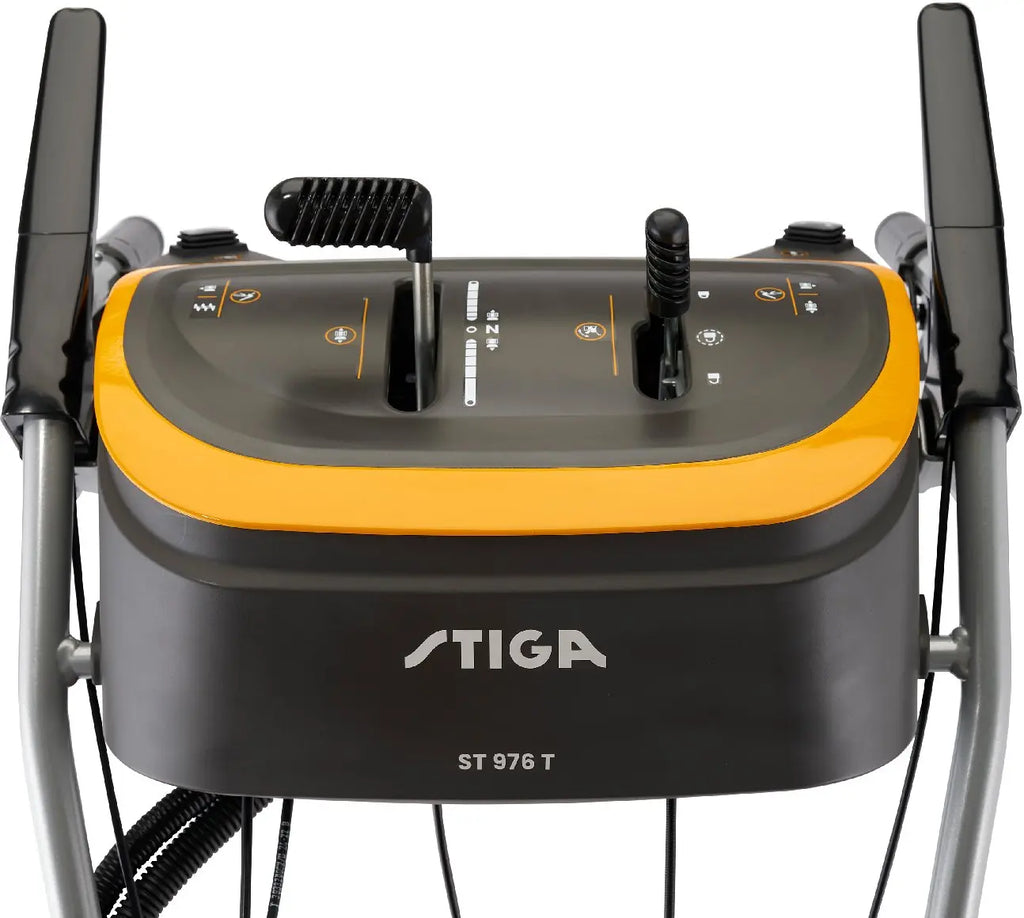 STIGA Benzin-Schneefräse ST 976 T mit Raupenantrieb für maximale Traktion