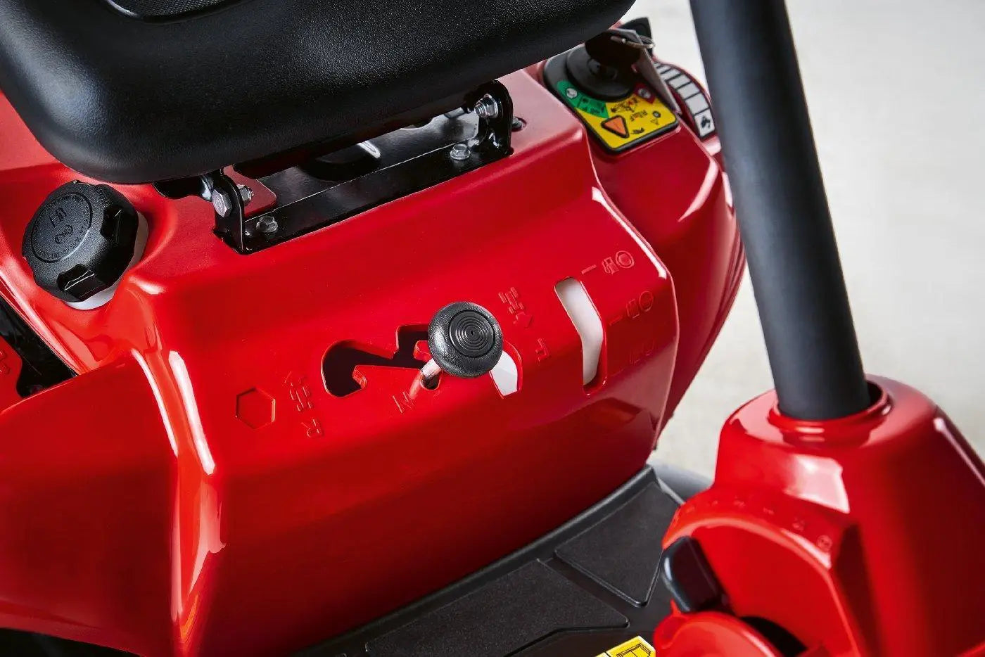 Troy-Bilt TB 76T-S Aufsitzmäher – Rasentraktor mit Seitenauswurf & 76 cm Schnittbreite