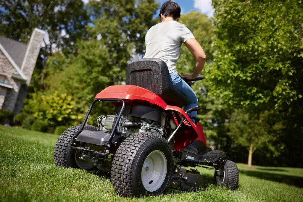 Troy-Bilt TB 76T-S Aufsitzmäher – Rasentraktor mit Seitenauswurf & 76 cm Schnittbreite